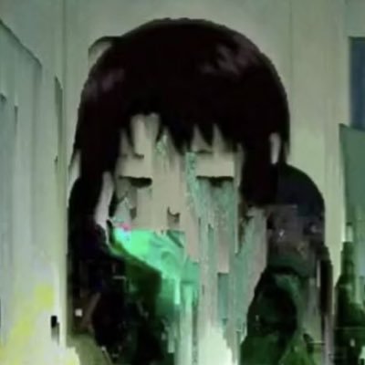 Throne profile picture for @glossy
