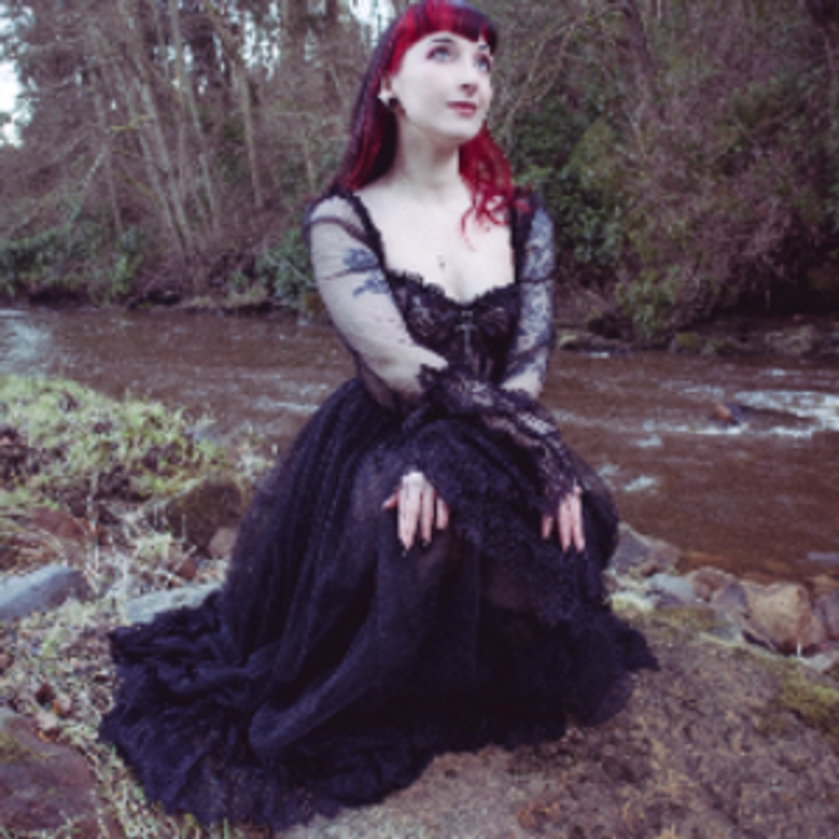 Throne | Persephone Pink | My Wishlist