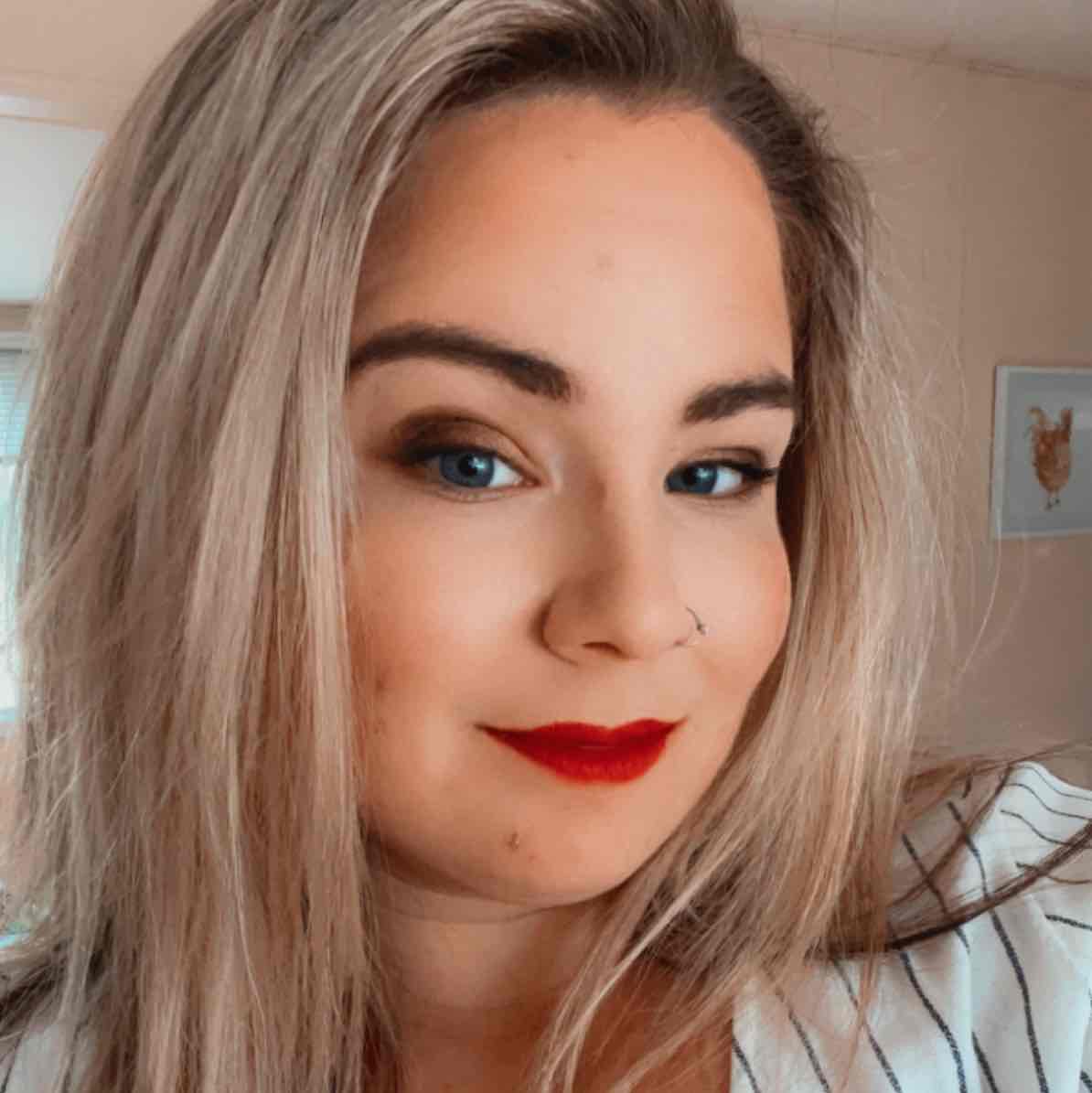 Throne | Cassidy Rose | My Wishlist