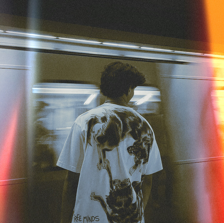 Throne profile picture for @yates