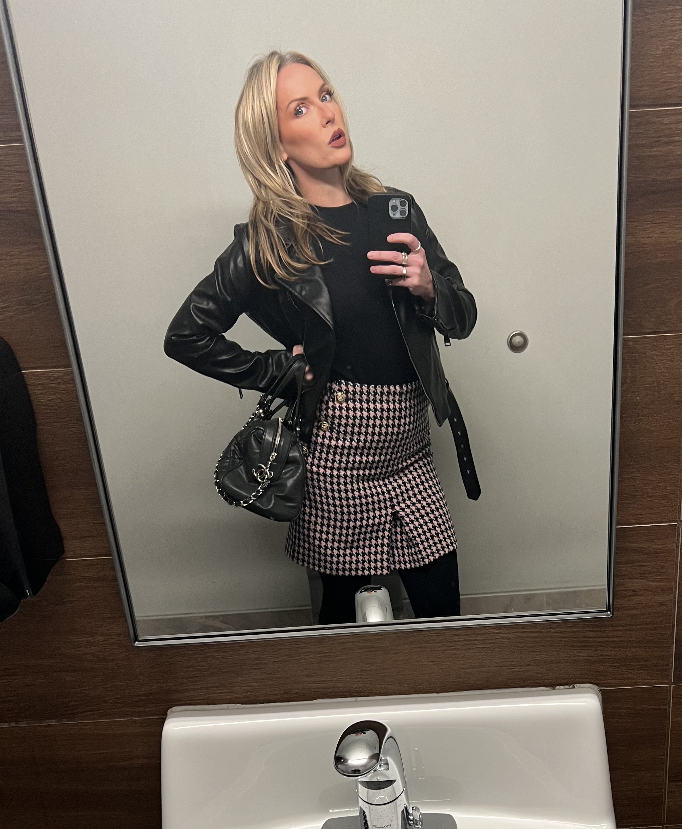 Throne Cameron Gifters