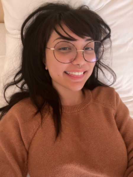 Throne Nikki Hugs ♡ Gifters