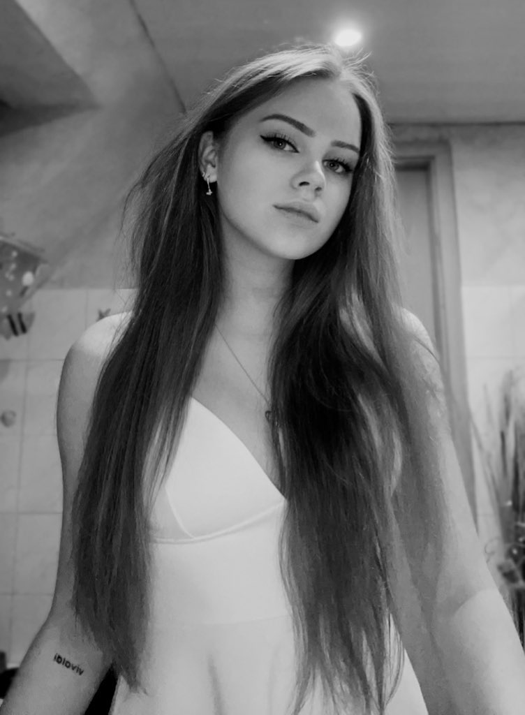 Throne Herrin Darling Wishlist