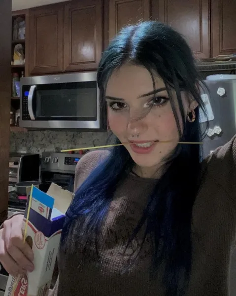 Throne | Summer Ahrens | AMD Ryzen 7 5800X