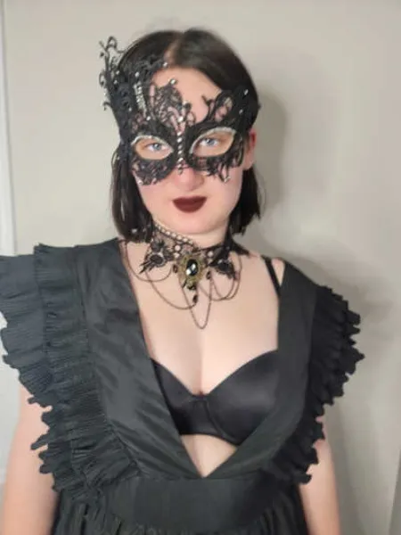 Throne The Wishlist for Creators Throne Gifts