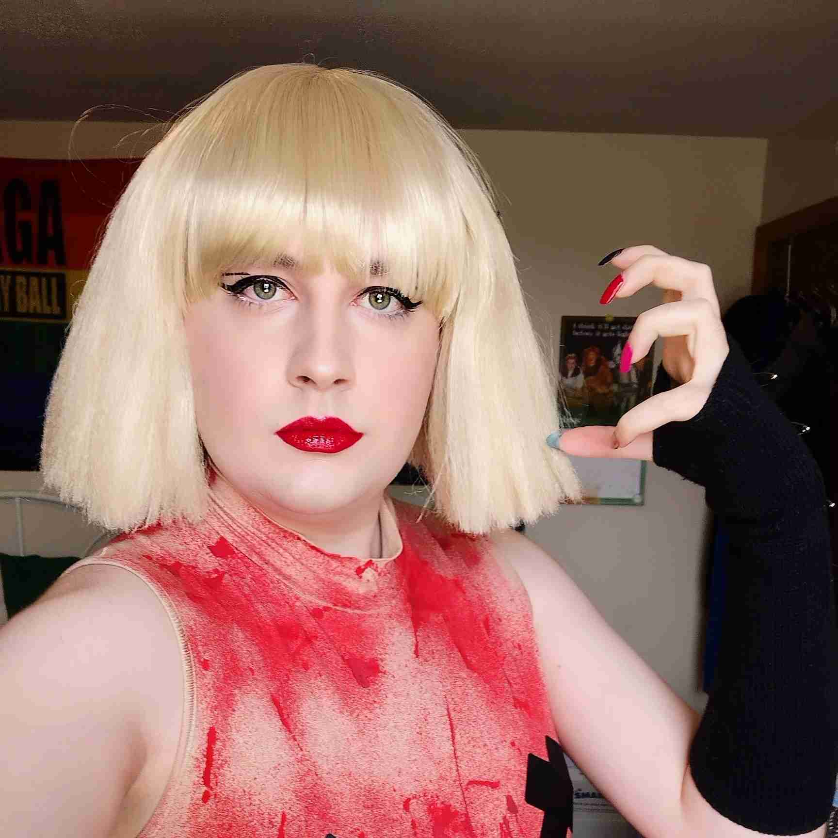 Celebrity Impersonator Slays Kardashians & Housewives - zjxqiay