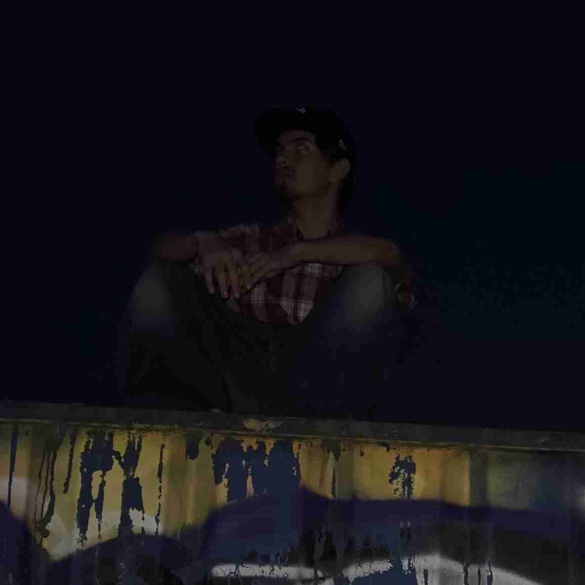 Throne profile picture for @elicit