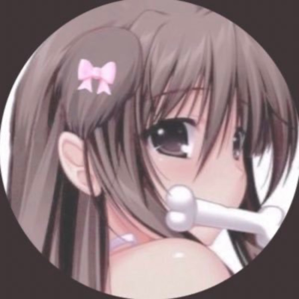 Throne profile picture for @flirt