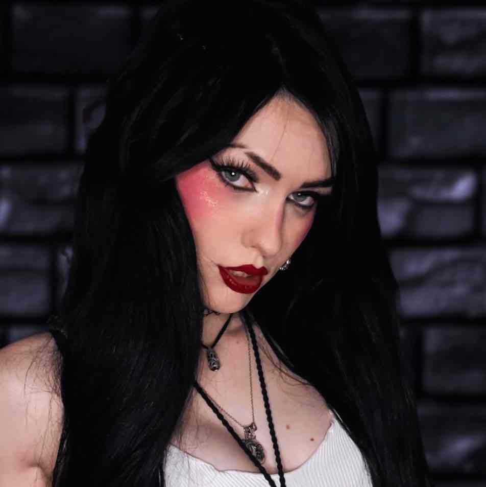 Throne | Sami Marie | My Wishlist