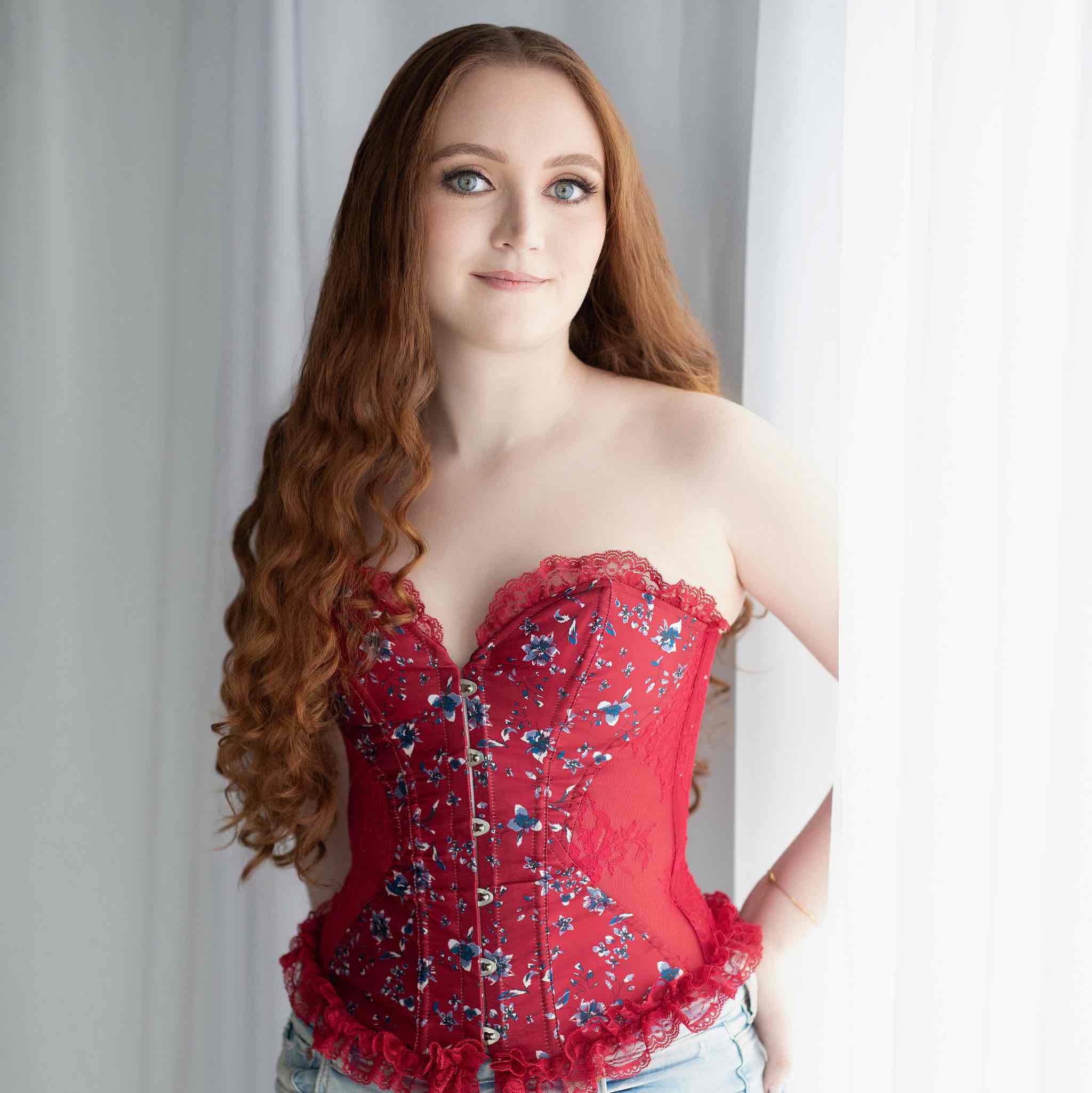 throne-sarah-smith-my-wishlist