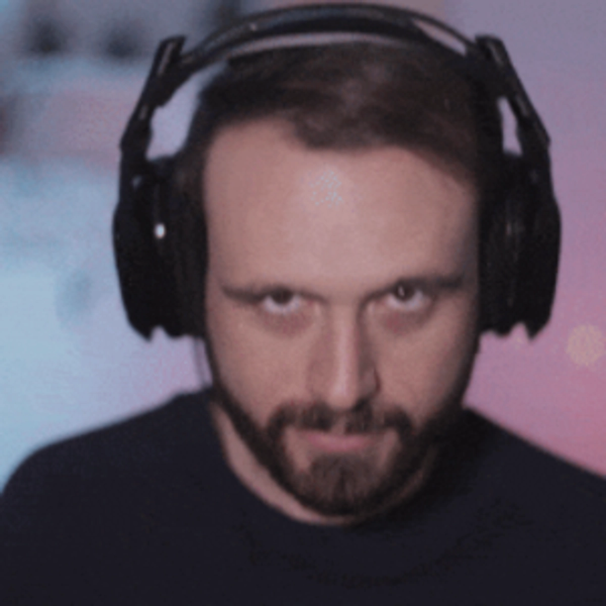 Throne profile picture for @tactic