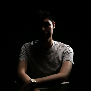 Throne profile picture for @apples