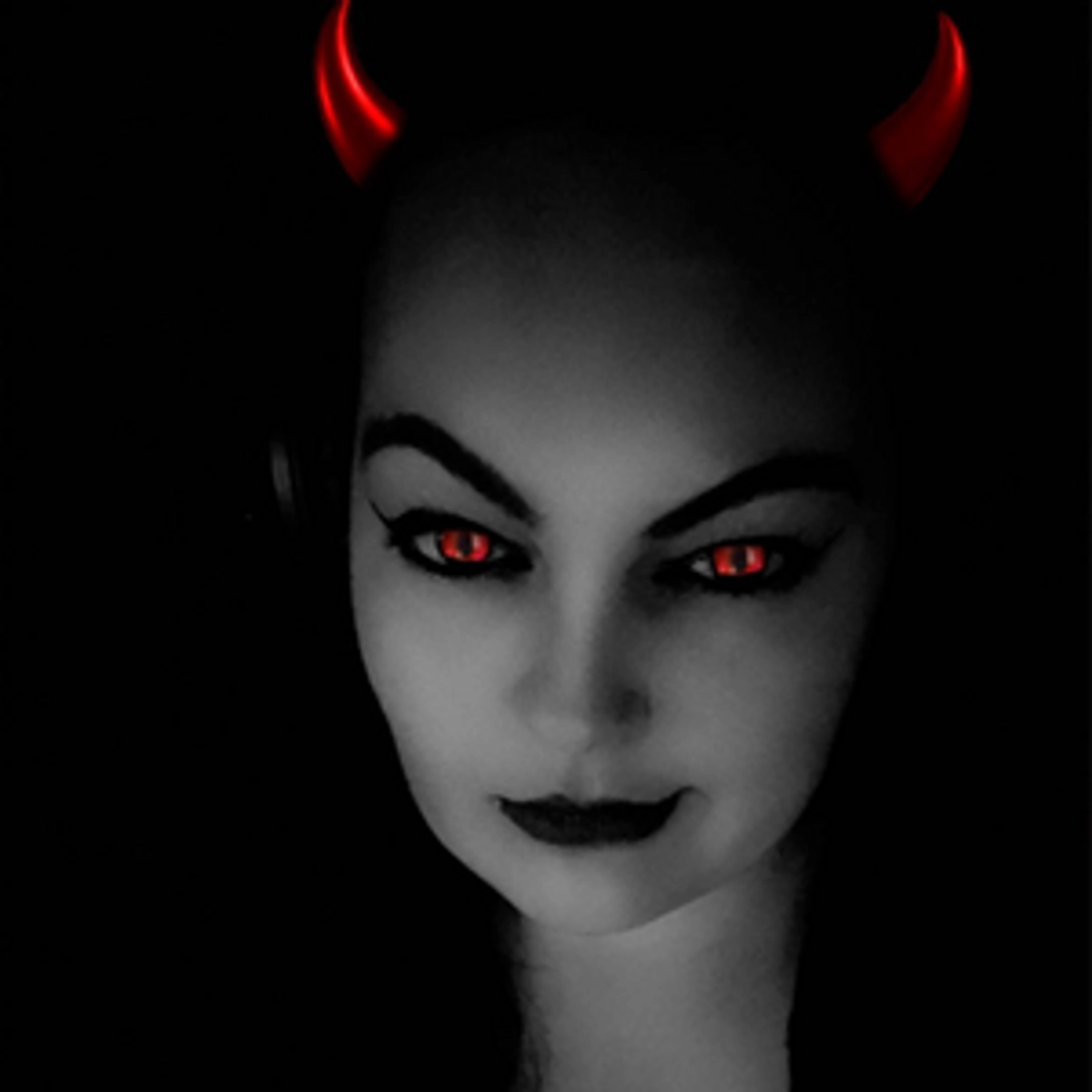 Throne DarkstuffQ My Wishlist throne-darkstuffq-my-wishlist