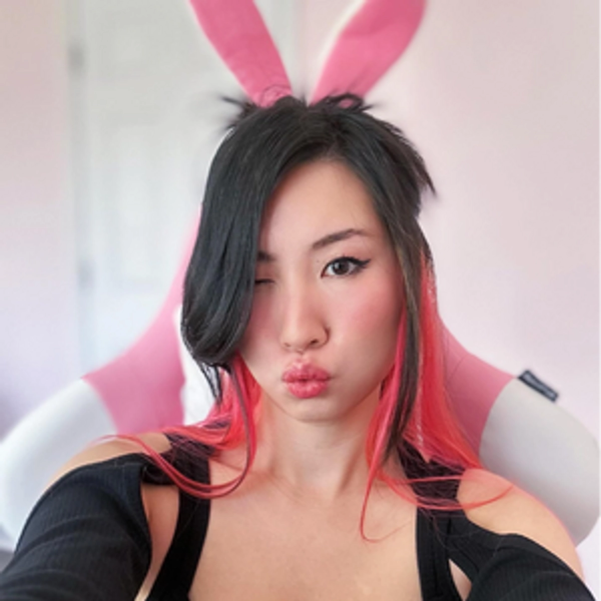 throne-kiddilychan-my-wishlist