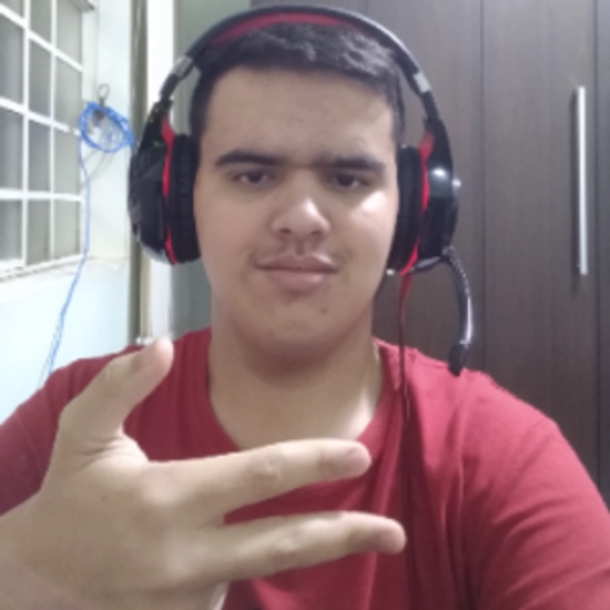 Throne profile picture for @otavio