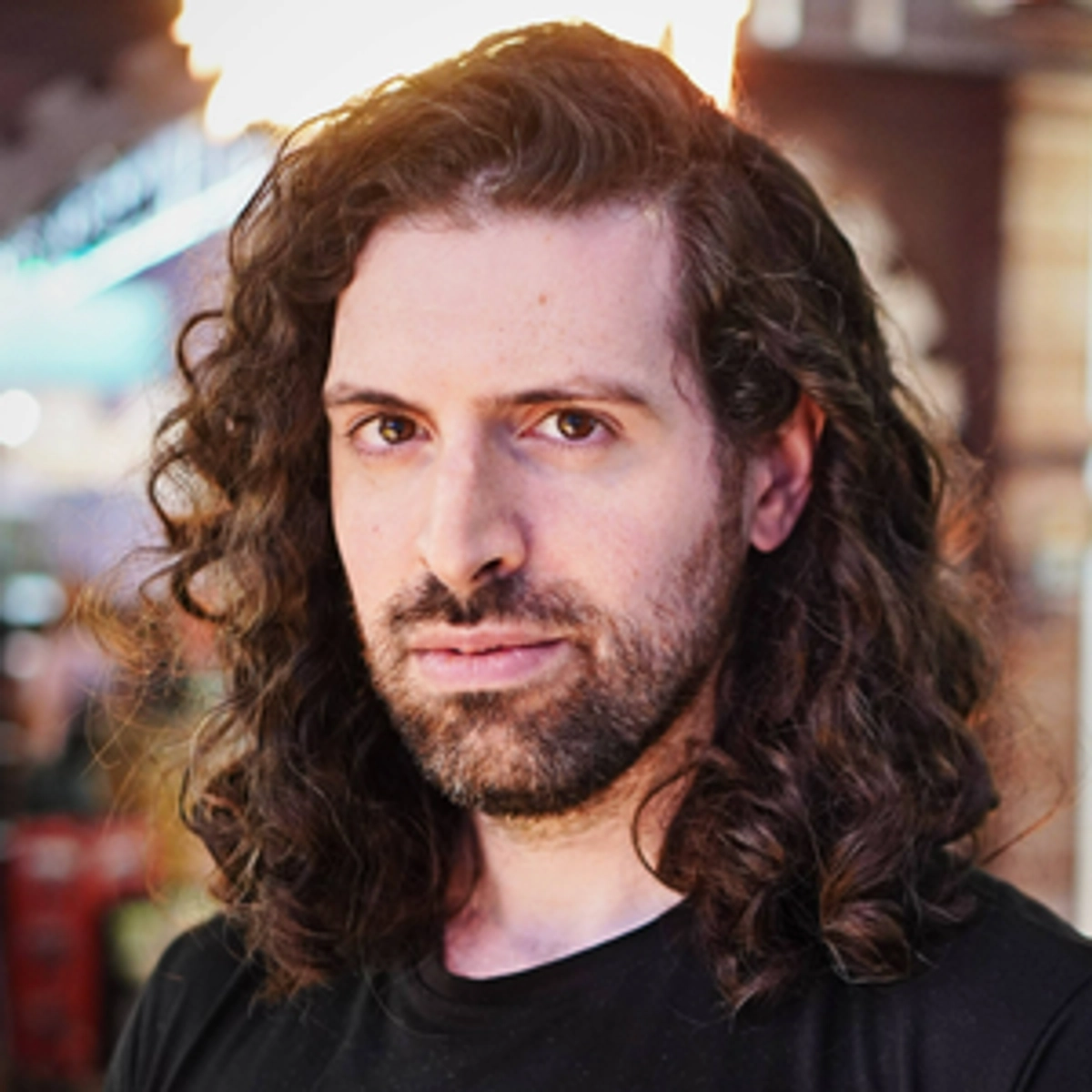 Throne Philip Hartshorn Neumann TLM 103 Condensor Microphone