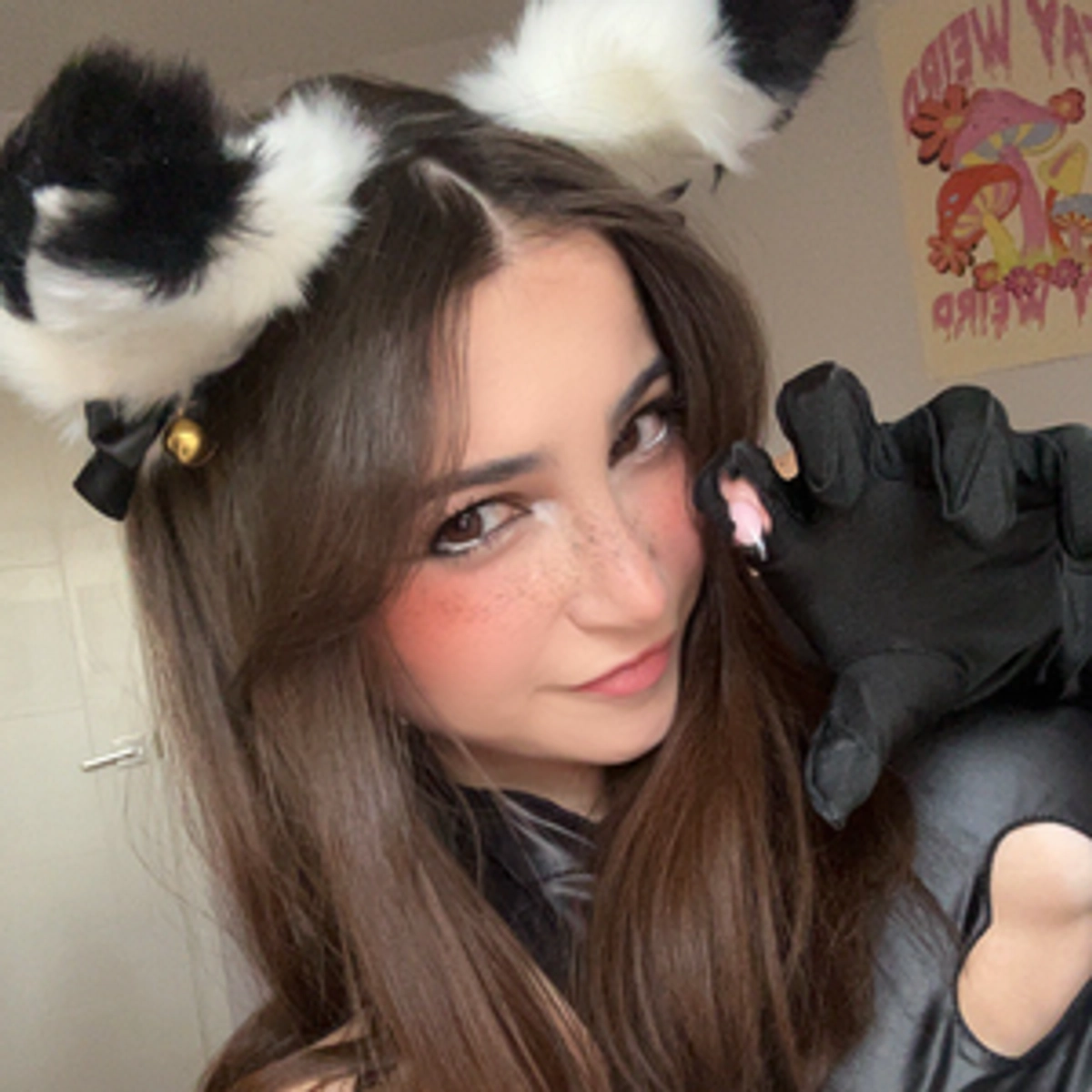 Throne | Racksonrays | My Wishlist