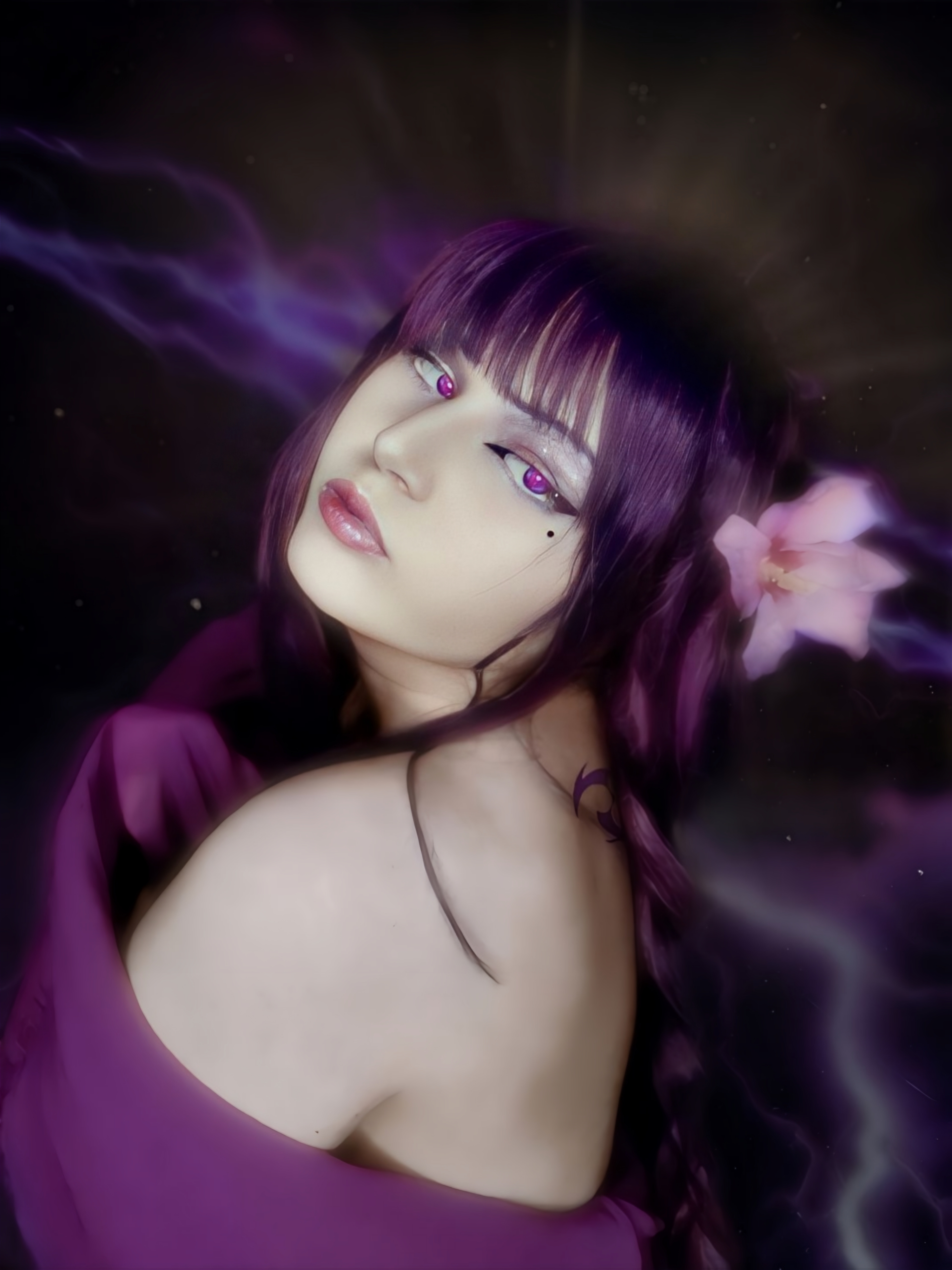 Throne profile picture for @rinx