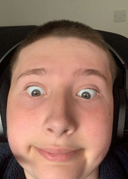 Throne profile picture for @blob