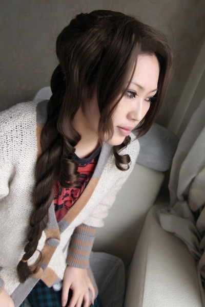 FF7 / Final Fantasy VII Aerith Gainsborough pre-styled dark brown middle parted cosplay Wig