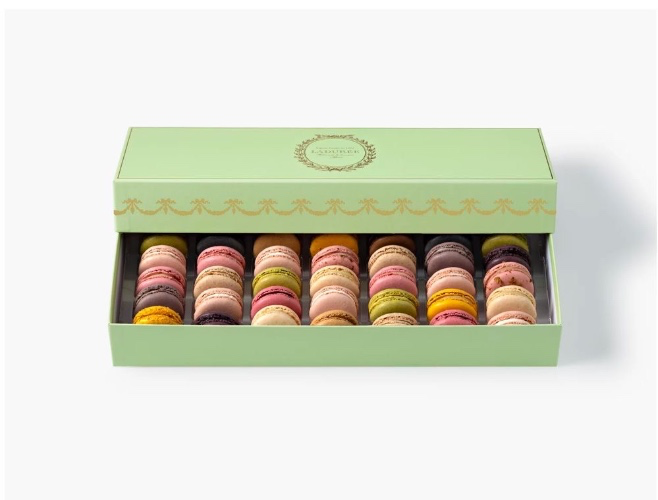 Ladurêe Macarons 