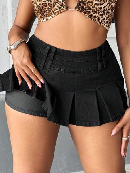 SHEIN ICON Plus Size Denim Mini Skirt, Low Waist Tight Pleated Skirt In Black Summer Vacation Outfits Woman 90s Clothes Spring Outfits For Women Y2k Clothes Cowgirl Outfits For Women Rave Spring Break Outfits Going Out Outfits Streetwear 2000s Style Gyaru Bachelorette Outfits Date Night Dress Women Concert Outfit Women Going Out Outfits Beach Outfits For Woman Boho Ibiza Fits Festival Outfits For Women