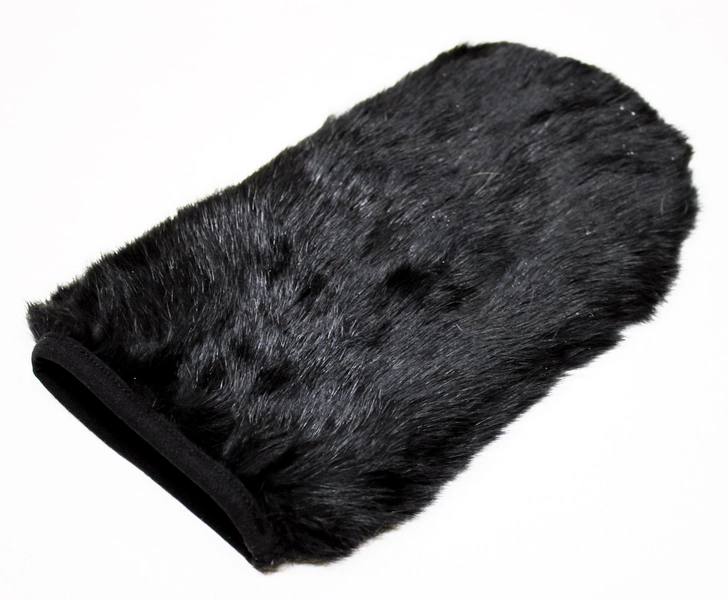 Vampire Fur Mitt