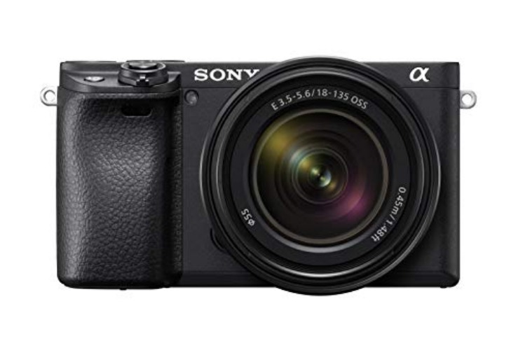 Sony Alpha 6400 | APS-C Spiegellose Kamera mit 16-50mm f/3.5-5.6 Power-Zoom-Objektiv (Schneller 0,02s Autofokus, neigbares Display für Vlogging) - Kit inkl. Objektiv SEL1650 - Single