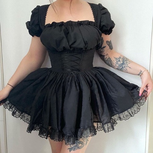 'Run Away' Black Puff Lace Dress - Black / S