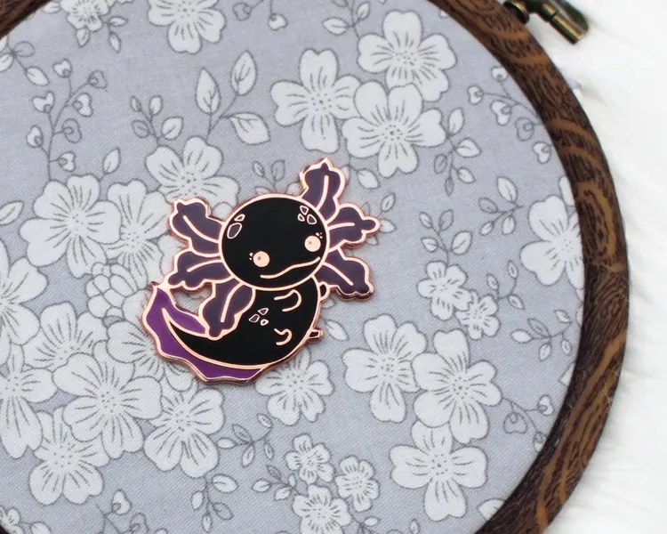 Axolotl - Miamouz Hard Emaille Pin "Ellie"