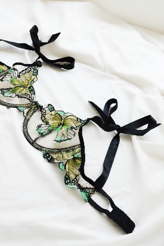 Green Butterflies Lingerie | S / Green