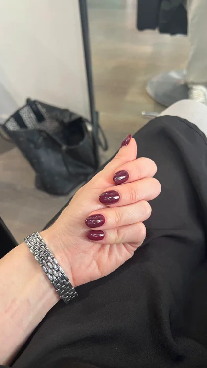 Pay for my nails 💅 