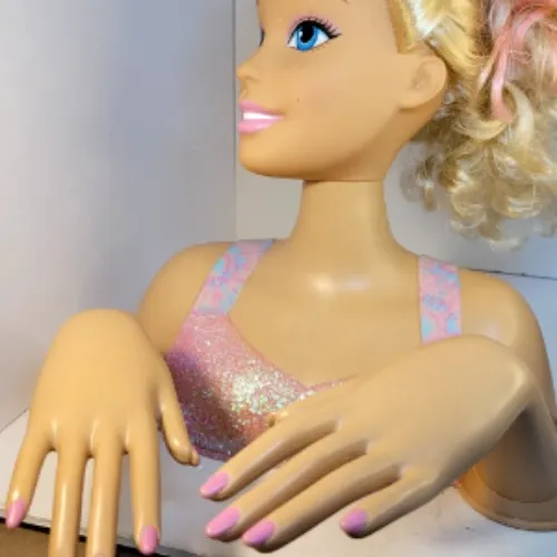 Nail Salon Trip 💅