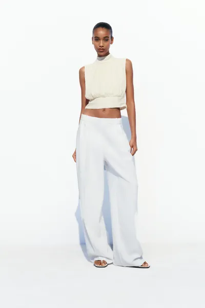 CROPPED WRINKLE EFFECT TOP