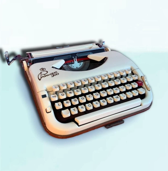 Princess 300 Typewriter 
