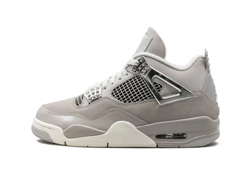 SneakerStore.cz | Jordan 4 Retro "Frozen Moments"