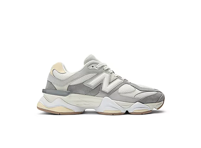 New Balance 9060 Women’s 8.5