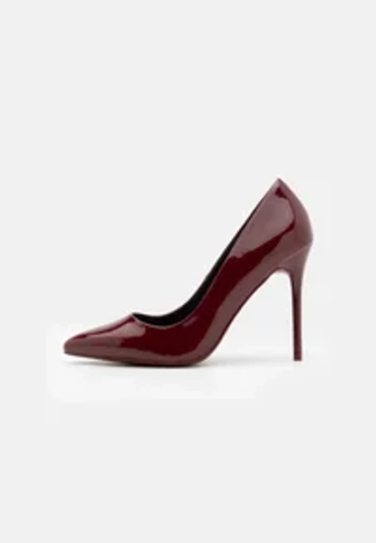 Pumps - dark red