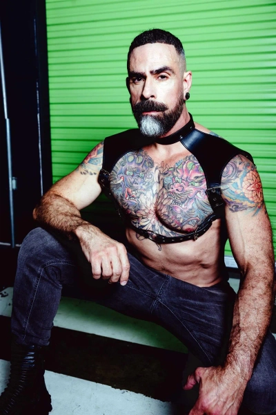 Men's Harness With Neck Collar - Bondage | Adam & Eve