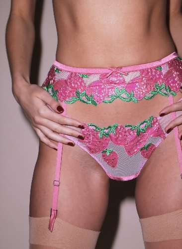 Wild Strawberry Garter Belt | pink cadillac / 2 / S