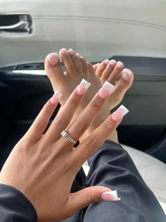 mani pedi