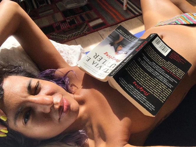 Feed my Book Addiction