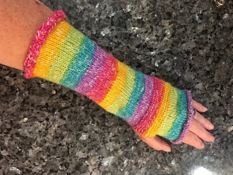 Writer's gloves in rainbow stripe