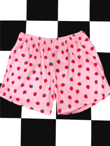 SWEET LORD O'MIGHTY! STRAWBERRY SHORT IN PINK