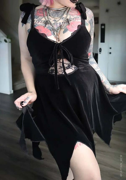 Willow | DRESS*