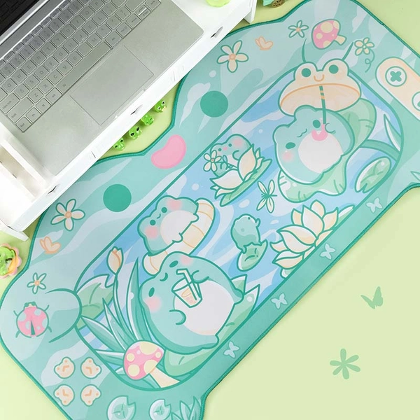 Cute Frog Mouse Mat Kawaii Frog Desk Pad Green Gaming Room Setup