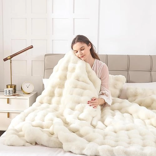 HRLMP Faux Rabbit Fur Throw Blanket for Couch 1000GSM Smooth Fuzzy Plush Warm Soft Bubble Blanket for Bed, Fluffy Thick Cozy Reversible Throw for Sofa Chair Living Room (Cream White, Throw-50 x60)
