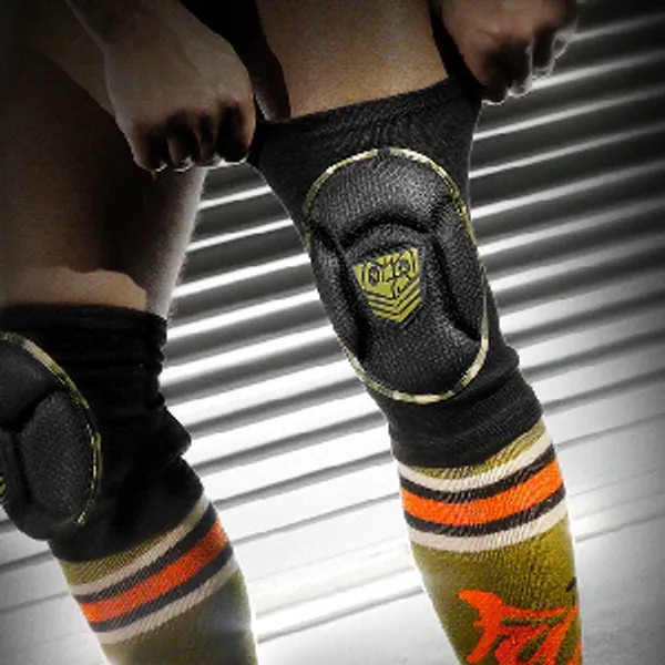 Fort Troff - Skullfuck Knee Pads