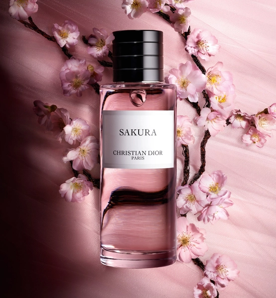 Sakura: Unisex perfume with Floral Notes| DIOR