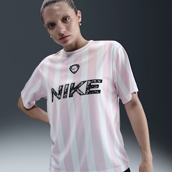 Nike Sportswear Women's Football Shirt